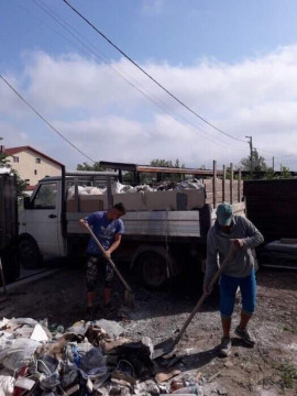 Deseu, demolari, debarasez beci, pod, case